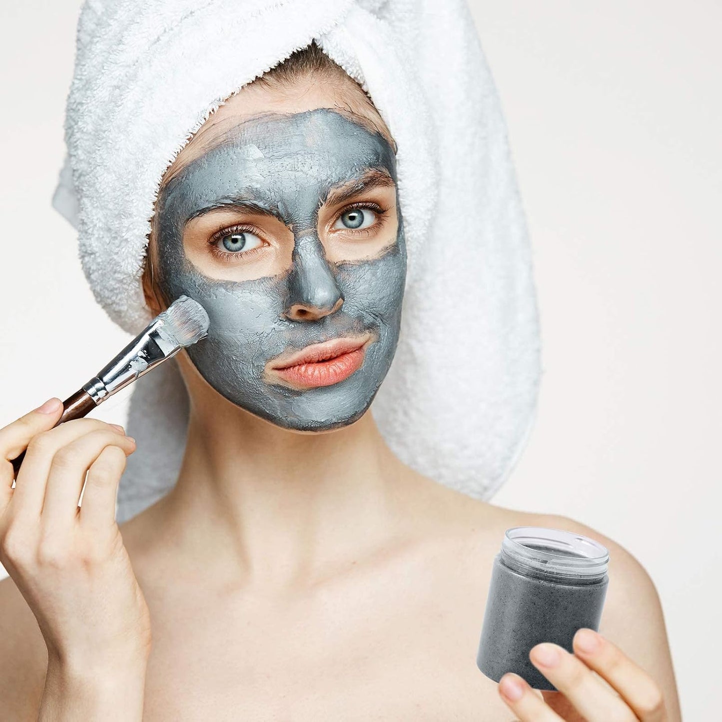 Eternal Moment 36 Pack 3 OZ Plastic Jars Round Clear Cosmetic Container Jars with Lids, Perfect for Lotion, Cream, Ointments, Makeup, Eye Shadow, Rhinestone, Samples, Pot, Travel Storage