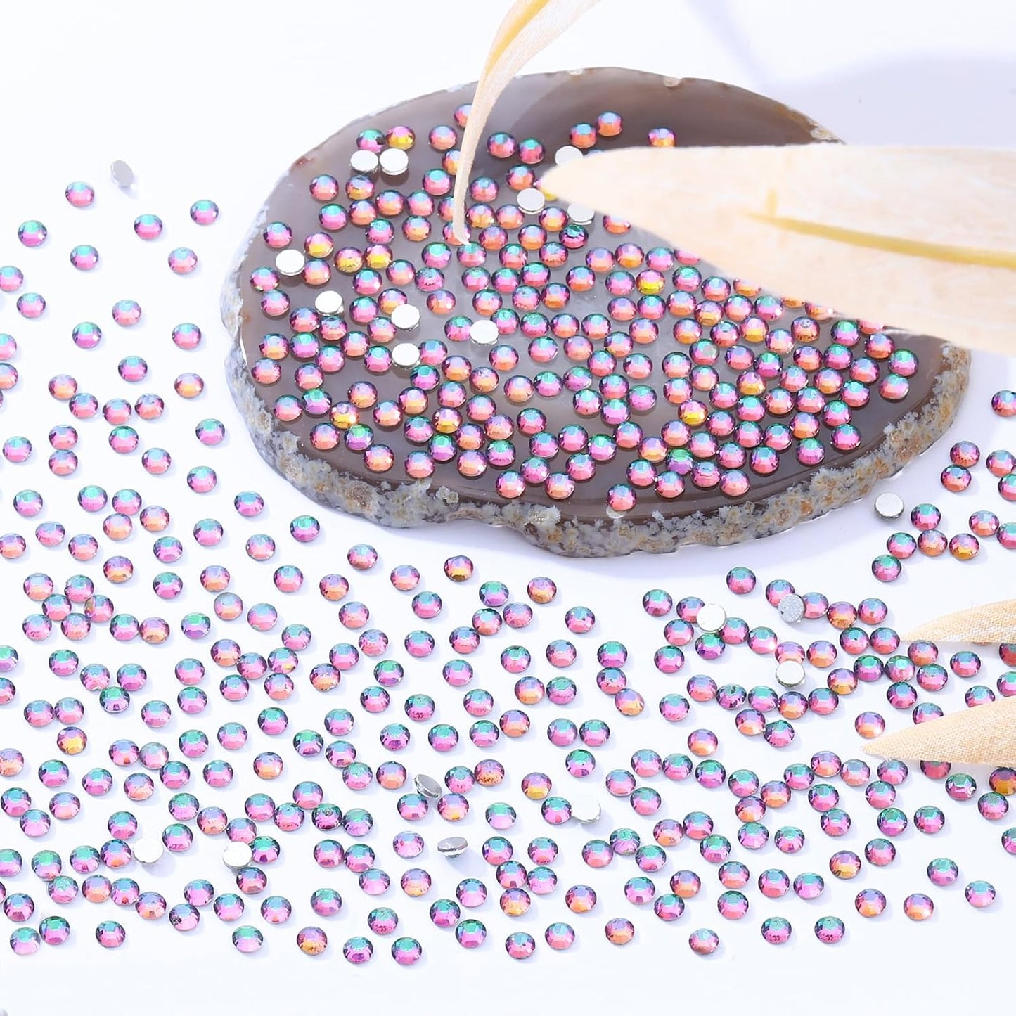 Green Volcano Flatback Rhinestones, Glass Rhinestones for Nail Art and Craft, Glue Fix, Loose Crystal Gemstones(Green Volcano, SS4, 2880pcs, 1.5-1.7mm)